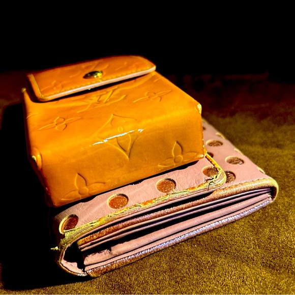 Sale! Vintage Authentic Wallets - Picture 9 of 12
